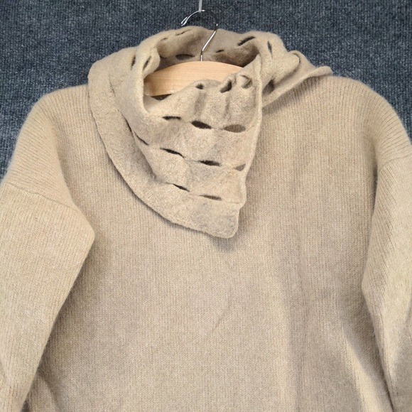 I.B. Diffusion Women's Pullover Knit Sweater Tan Medium Long Sleeve Lambswool - Picture 3 of 11